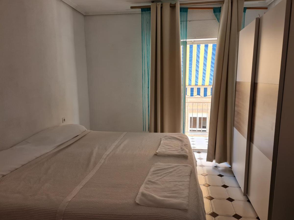 Apartmán Enrique Numero 68 Elche Exteriér fotografie